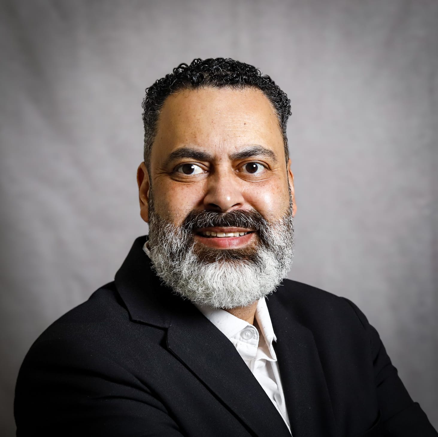 Almir Rogerio De Oliveira